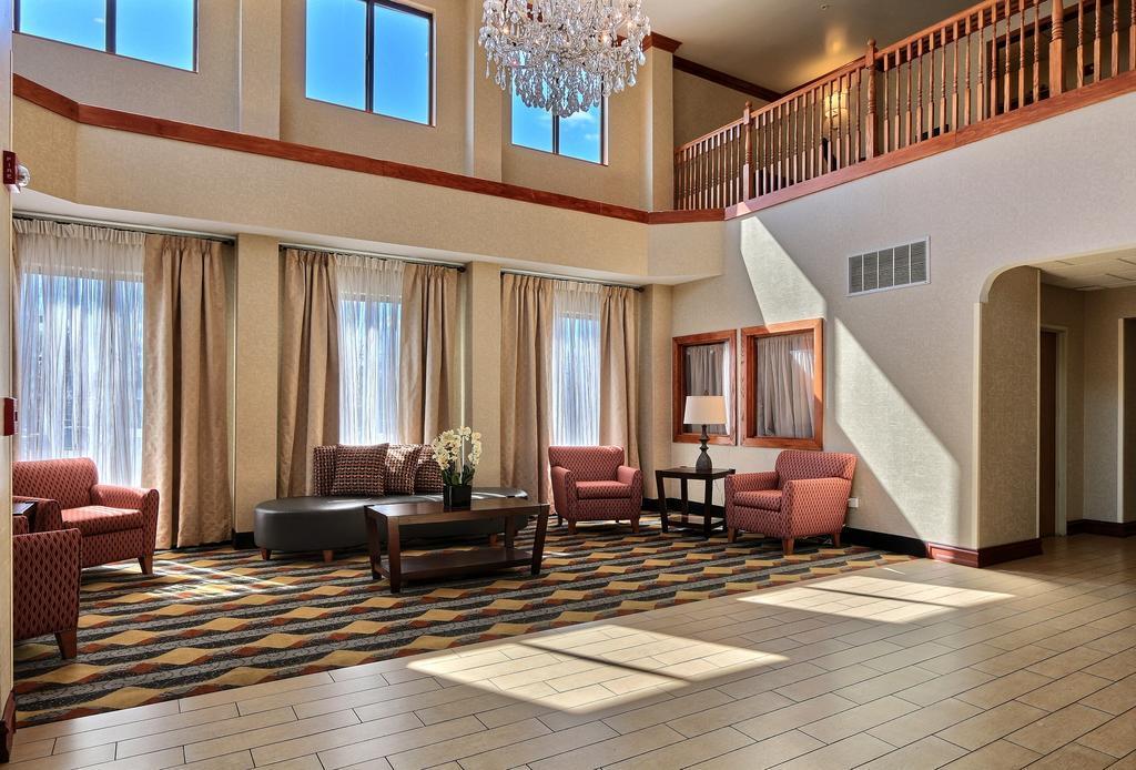 Comfort Suites Auburn Hills-Detroit Exterior foto
