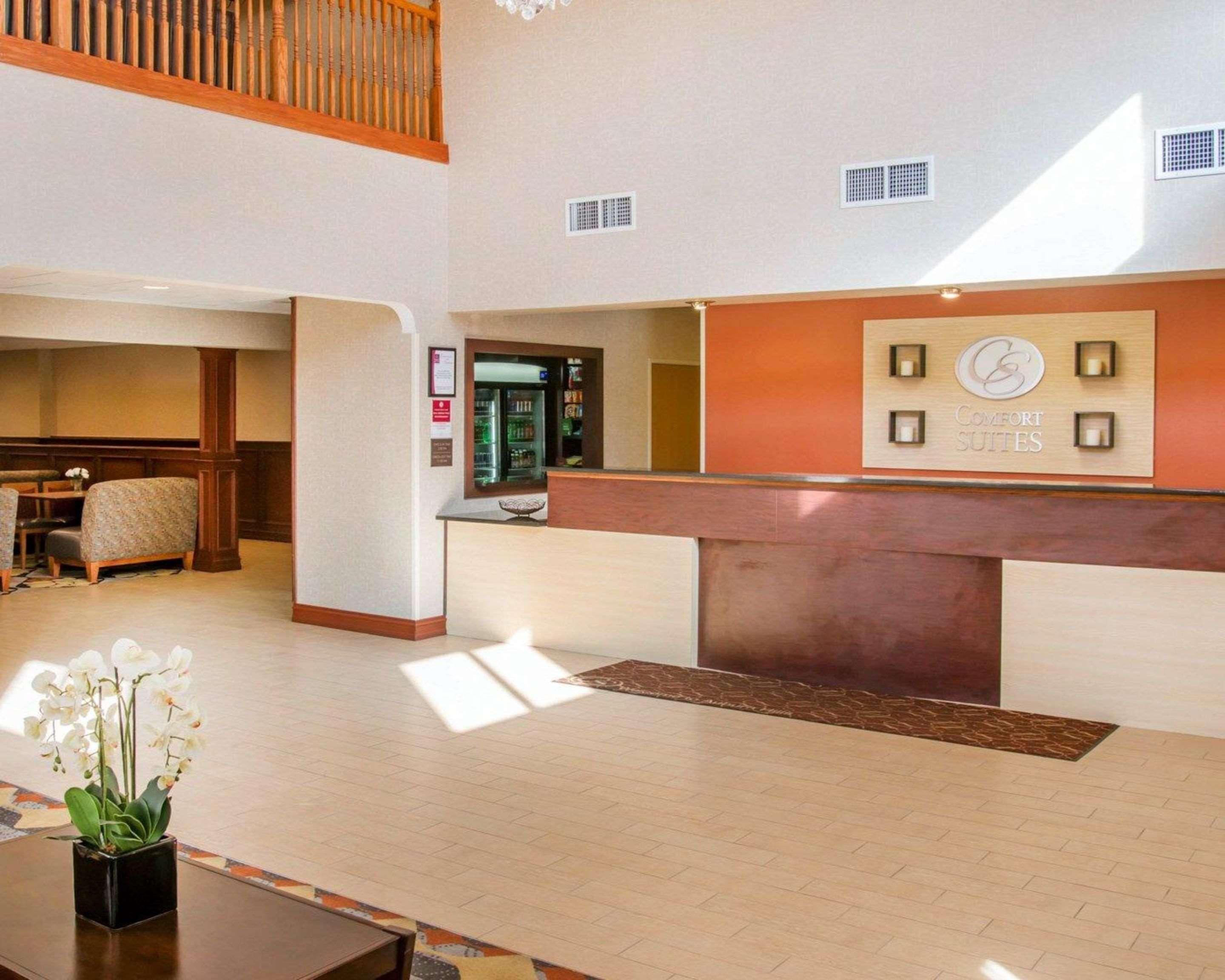 Comfort Suites Auburn Hills-Detroit Exterior foto